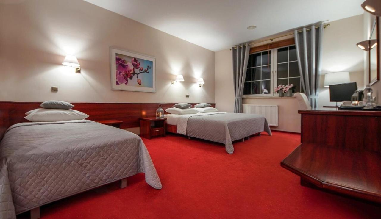Hotel Sara Koło 외부 사진