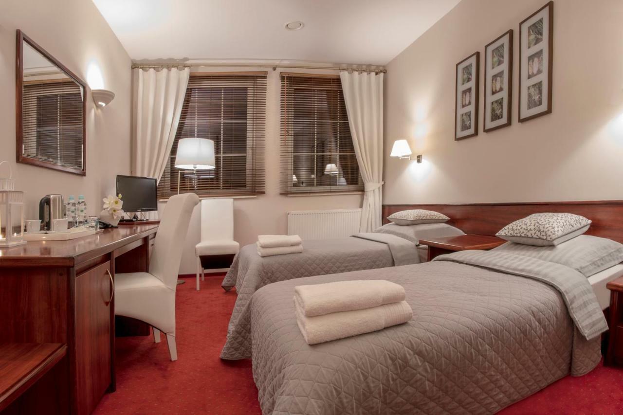 Hotel Sara Koło 외부 사진