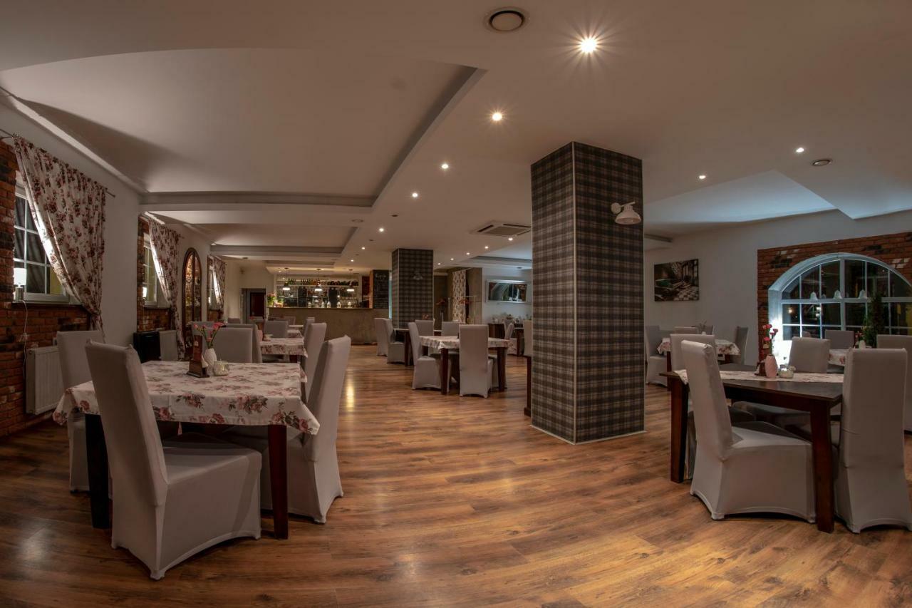 Hotel Sara Koło 외부 사진