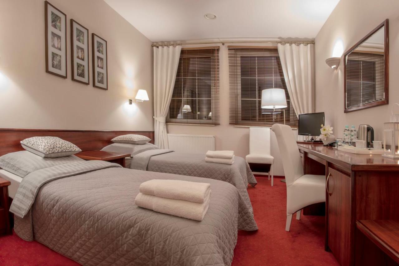 Hotel Sara Koło 외부 사진